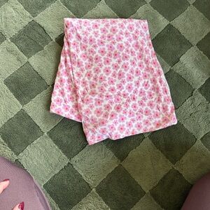 Floral Pink and White Blanket
